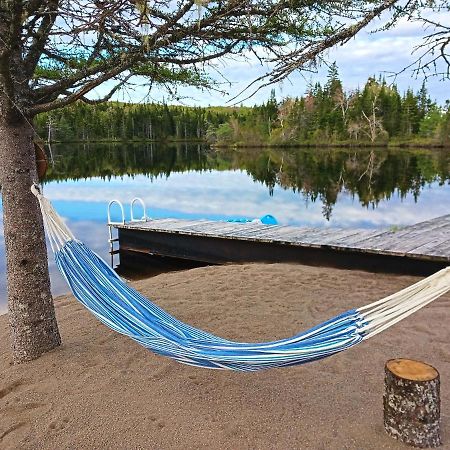 Fiddler'S Lake Escape Gabarus Eksteriør billede